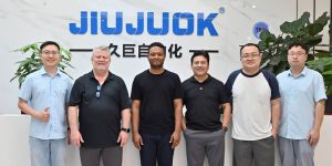 توحيد الأيدي مع العملاء الدوليين ｜ شركة تصنيع المحركات الأمريكية وشركة JOJO تطوران معًا حلول التصنيع الذكي