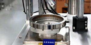 电机磁钢插磁难？久巨专业插磁钢机解决方案，提效...